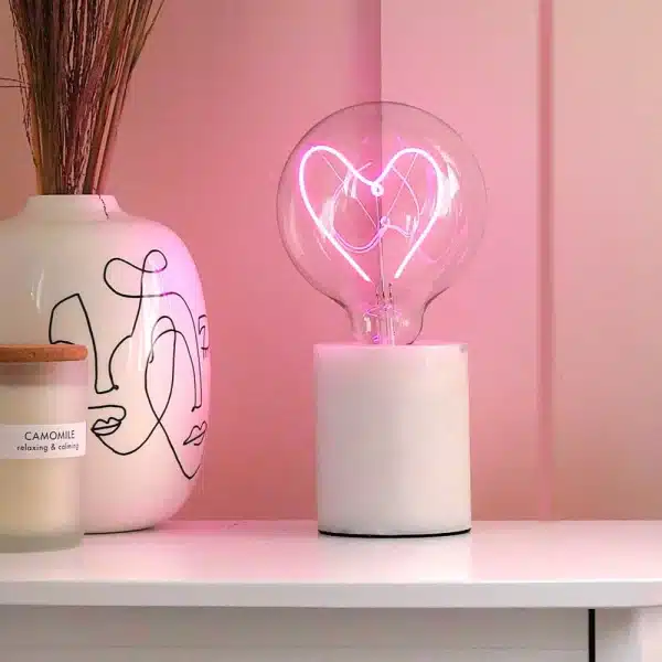 Steepletone Pink Heart LED Filament Bulb