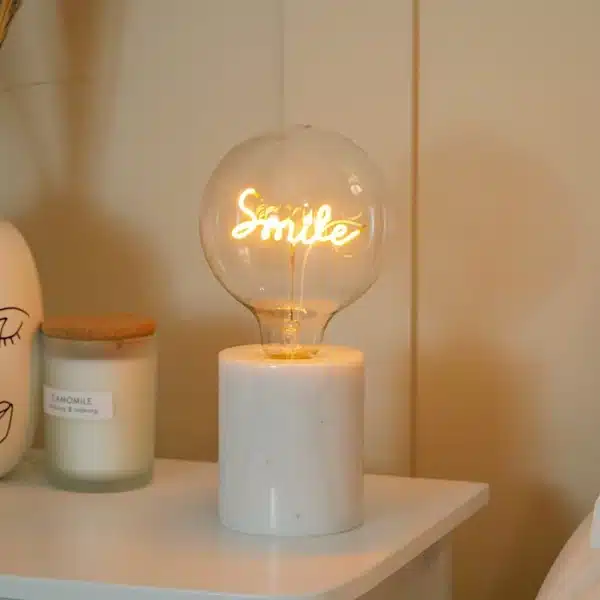 Steepletone Smile LED Filament Bulb